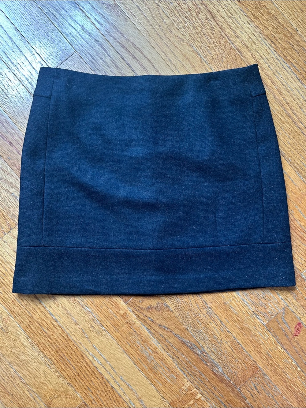 Kenar Black Mini Skirt - Clean A-Line Panel Hem
